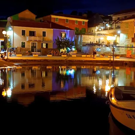 Pelicaric Dugi Otok Sali