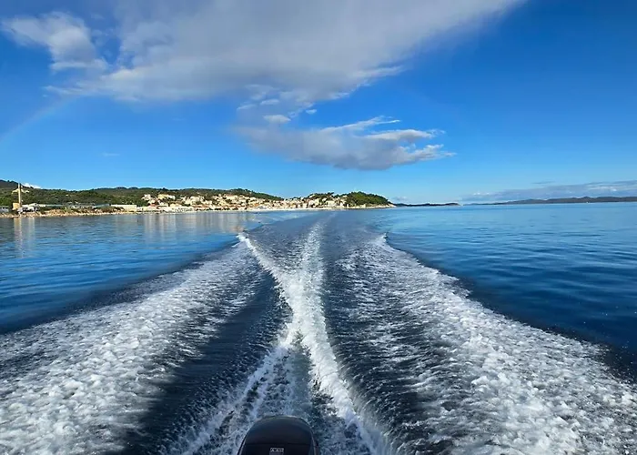 Pelicaric Dugi Otok * Sali